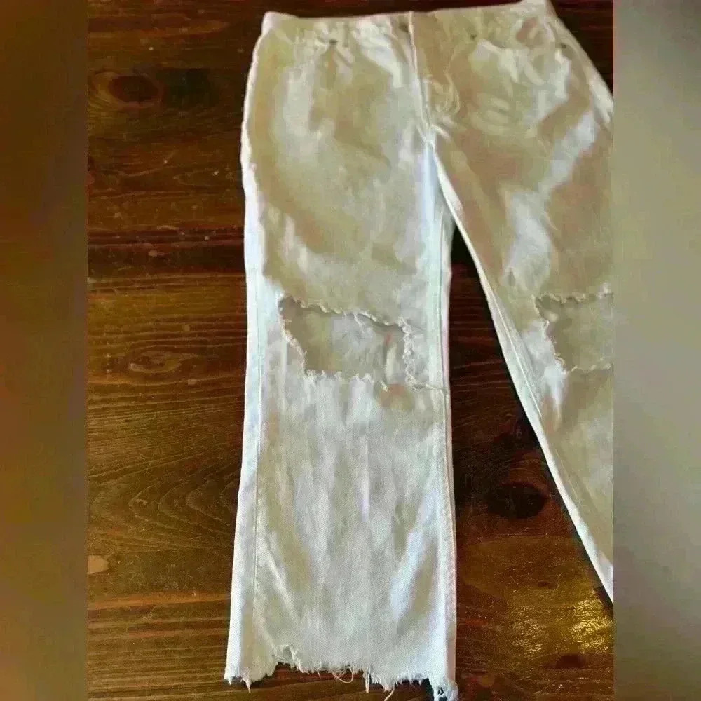 Free People Maggie Wide‎ Mid-Rise Distressed Raw Hem Straight Leg Jeans Size 29 - Picture 7 of 11